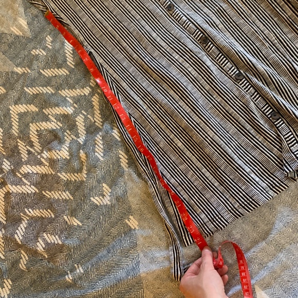 Caution to the wind Summer dress - Picture 3 of 4